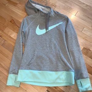 Women’s Nike Therma-Fit Gray/Mint Sweatshirt Sz-M